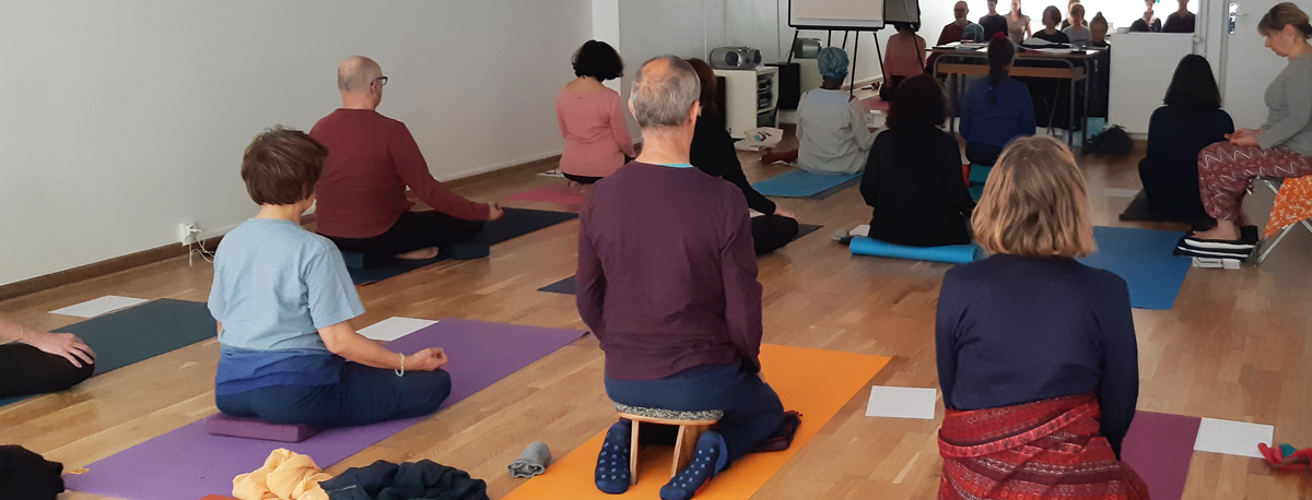 Viniyoga Fondation, formation d'enseignants