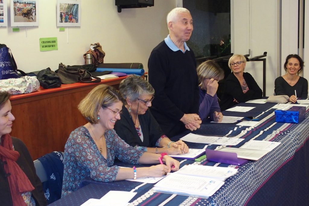 Bernard Bouanchaud et le bureau de la Viniyoga Fondation