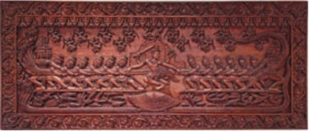 Cette longue planche de bois sculptée reproduit à échelle réduite le bas-relief ci-dessus, du temple d’Angkor Vat (XIIe siècle) que l’on doit au roi khmer Sūryavarman II .