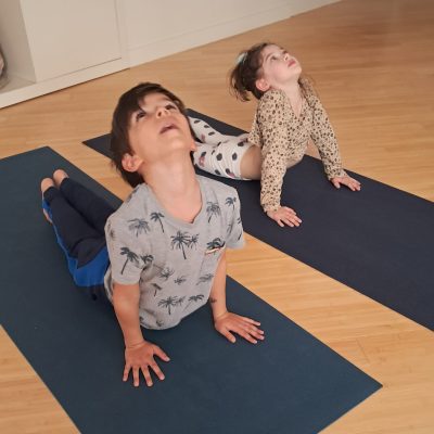 Enseigner le Yoga aux Enfants